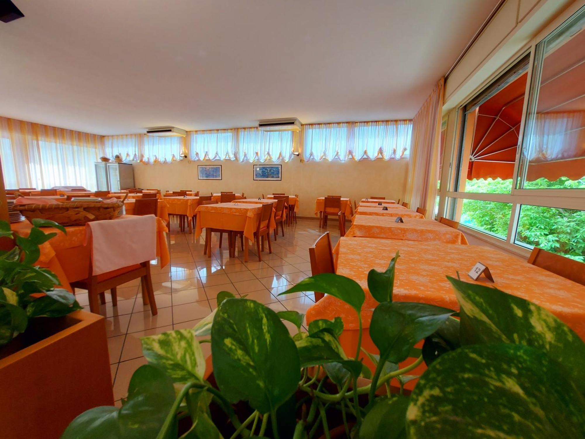 Hotel Joli Cesenatico Eksteriør bilde