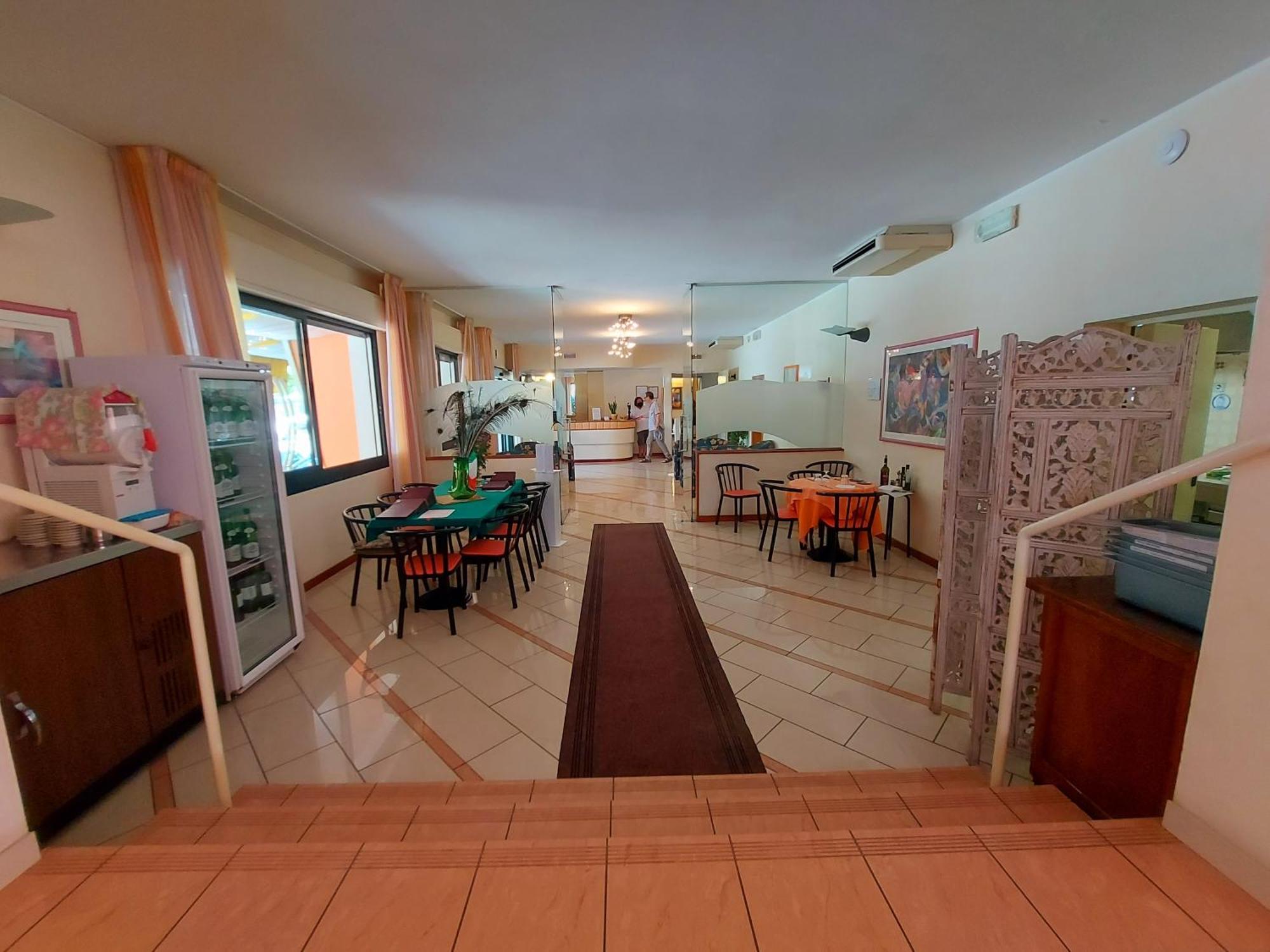 Hotel Joli Cesenatico Eksteriør bilde